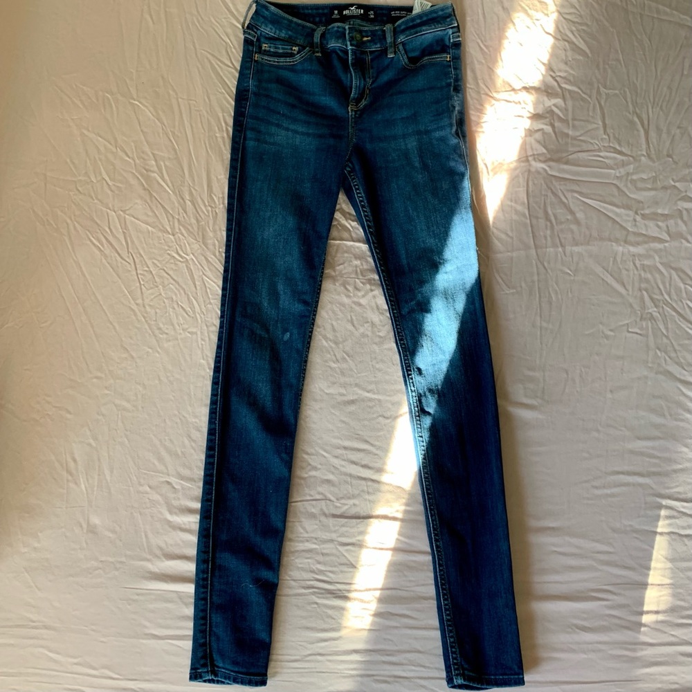 Hollister Mid-Rise Skinny Jeans